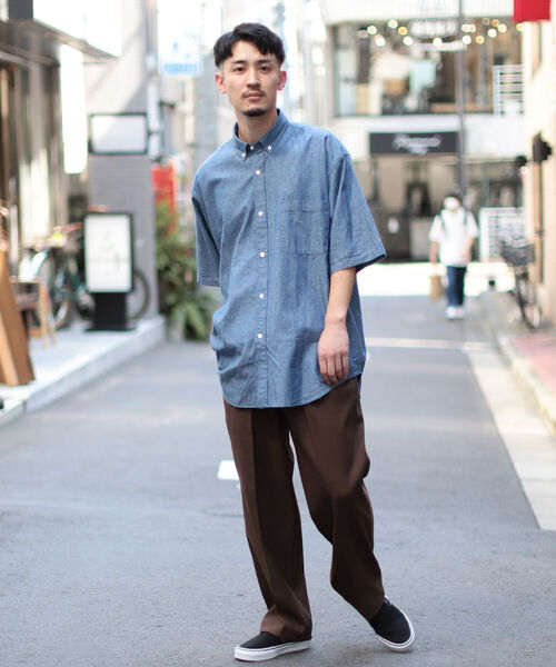 BEAMS（ビームス）の「BEAMS / 5分袖 イージー ボタンダウンシャツ（シャツ/ブラウス・メンズ・ブルー系その他4/その他/ホワイト・MEDIUM/X-LARGE/SMALL/LARGE）」の6枚目の写真