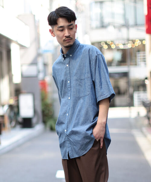 BEAMS（ビームス）の「BEAMS / 5分袖 イージー ボタンダウンシャツ（シャツ/ブラウス・メンズ・ブルー系その他4/その他/ホワイト・MEDIUM/X-LARGE/SMALL/LARGE）」の7枚目の写真