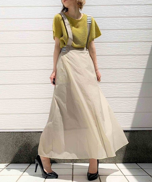 Q（キュー）の「リブコンビサスペスカート（スカート・レディース・ベージュ/カーキ・MEDIUM）」の2枚目の写真