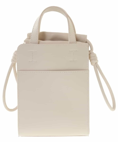 a.v.v（アーヴェヴェ）の「キンチャク付きスクエアミニショルダー（ショルダーバッグ・レディース・イエロー/アイボリー/モカ・38）」の14枚目の写真