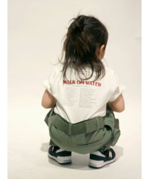 Ungrid（アングリッド）の「Kids ツアーロゴルーズTee（Tシャツ/カットソー・キッズ・チャコールグレー/オフホワイト・100/120）」の8枚目の写真