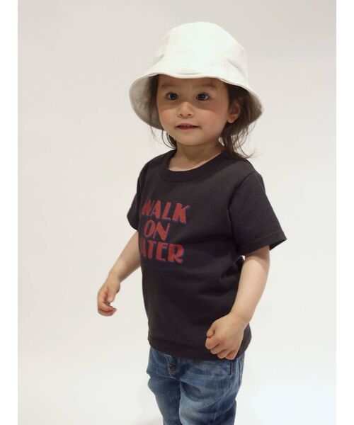 Ungrid（アングリッド）の「Kids ツアーロゴルーズTee（Tシャツ/カットソー・キッズ・チャコールグレー/オフホワイト・100/120）」の14枚目の写真