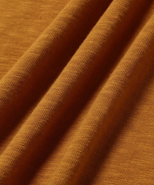 ADAM ET ROPE'（アダムエロペ）の「スラブ天竺 オーバーサイズ フットボールTEE（Tシャツ/カットソー・メンズ・ホワイト/イエロー/スミクロ・M/L）」の10枚目の写真