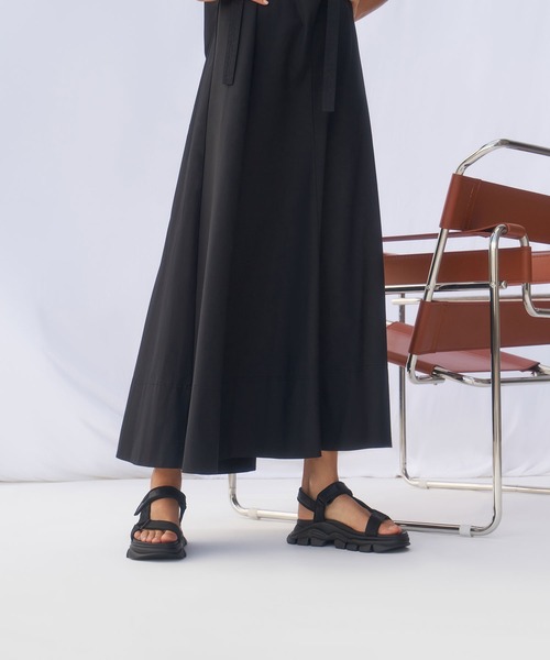 CHARLES & KEITH（チャールズ & キース）の「グログラン スポーツサンダル / Grosgrain Sports Sandals（サンダル・レディース・ホワイト/ブラック/グリーン系その他・22.5cm/25cm/25.5cm/23.5cm/23cm/24.5cm）」の11枚目の写真