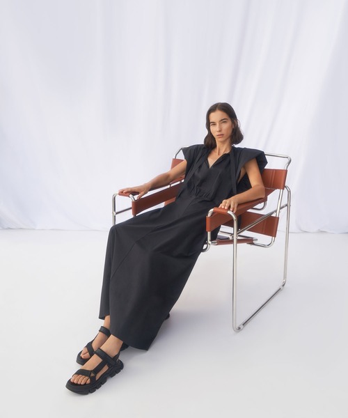 CHARLES & KEITH（チャールズ & キース）の「グログラン スポーツサンダル / Grosgrain Sports Sandals（サンダル・レディース・ホワイト/ブラック/グリーン系その他・22.5cm/25cm/25.5cm/23.5cm/23cm/24.5cm）」の15枚目の写真