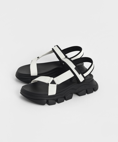 CHARLES & KEITH（チャールズ & キース）の「グログラン スポーツサンダル / Grosgrain Sports Sandals（サンダル・レディース・ホワイト/ブラック/グリーン系その他・22.5cm/25cm/25.5cm/23.5cm/23cm/24.5cm）」の5枚目の写真