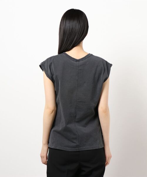 LOUNGEDRESS（ラウンジドレス）の「【+81BRANCA/ハチイチブランカ】Pigment logo Tシャツ（Tシャツ/カットソー・レディース・チャコールグレー/ホワイト・FREE）」の3枚目の写真