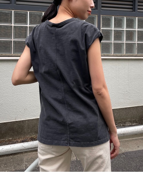 LOUNGEDRESS（ラウンジドレス）の「【+81BRANCA/ハチイチブランカ】Pigment logo Tシャツ（Tシャツ/カットソー・レディース・チャコールグレー/ホワイト・FREE）」の7枚目の写真