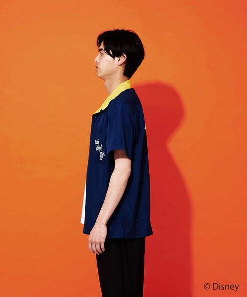 Disney(ディズニー)の「【DISNEY/ディズニー】バックプリントオープンカラーシャツ(シャツ/ブラウス・メンズ・ホワイト/ホワイト系その他/ライトベージュ/ネイビー・SMALL/MEDIUM/LARGE/X-LARGE)」の19枚目の写真