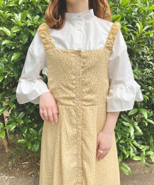 nemne store(ネンネストア)の「風がふく花柄アウトキャミワンピース(ワンピース・レディース・イエロー/アイボリー・フリー)」の20枚目の写真