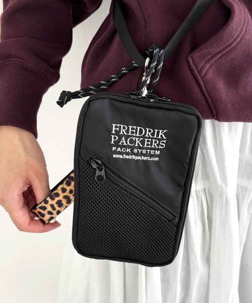 セール】【FREDRIK PACKERS】LEOPARD HANDLE HANG SHOULDER スマホ