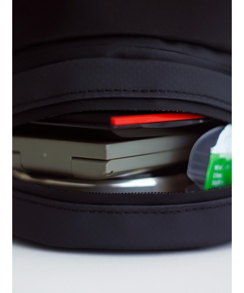 KOT_SU（コットス）の「KOT_SU/コットス WAFU pouch（ショルダーバッグ・メンズ・グレー/ブラック/イエロー/カーキ・FREE）」の6枚目の写真