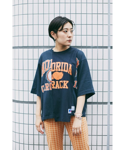 Russell Athletic（ラッセルアスレティック）の「(Russell Athletic)Tシャツ（Tシャツ/カットソー・レディース・グレー/ネイビー・MEDIUM）」の6枚目の写真