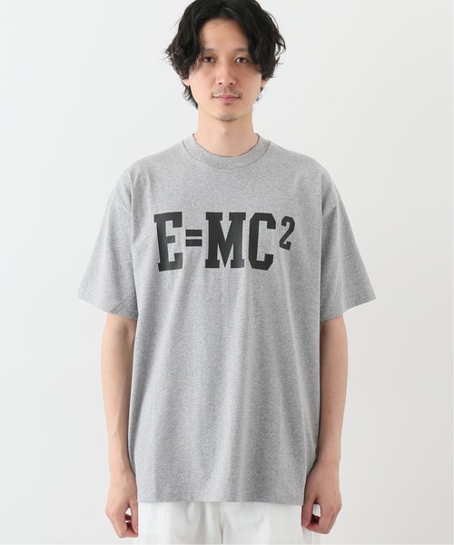 EDIFICE(エディフィス)の「【EINSTEIN / アインシュタイン】 E=mc2 Tシャツ(Tシャツ/カットソー・メンズ・ホワイト/ライトグレー・MEDIUM/LARGE)」の4枚目の写真