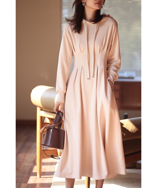 SAISON DE PAPILLON(セゾンドパピヨン)の「スウェットパーカーワンピース(ワンピース・レディース・ベージュ/ブラック/グリーン/グレー/ネイビー/キャメル/ラベンダー/ホワイト・S/M/L)」の13枚目の写真