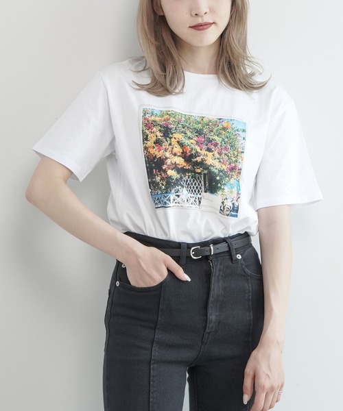 Lull（ルル）の「【Lull / ルル】フラワーフォトTee（Tシャツ/カットソー・レディース・ホワイト/ブラック・S/M）」の5枚目の写真