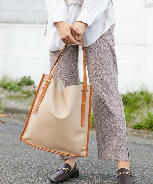 Rewde（ルゥデ）の「【2WAY】ハンドル付け替えトートバッグ（1R18-BA3174）（トートバッグ・レディース・キャメル/ブラウン・FREE）」の2枚目の写真