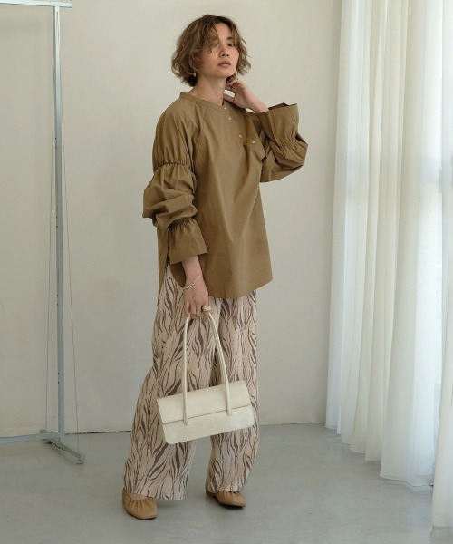 Bab（バブ）の「【WEB限定】フラップスクエアバッグ（ボストンバッグ・レディース・ブラック/オフホワイト/グリーン・ONESIZE）」の12枚目の写真