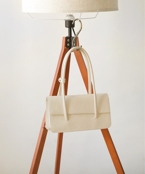 Bab（バブ）の「【WEB限定】フラップスクエアバッグ（ボストンバッグ・レディース・ブラック/オフホワイト/グリーン・ONESIZE）」の16枚目の写真