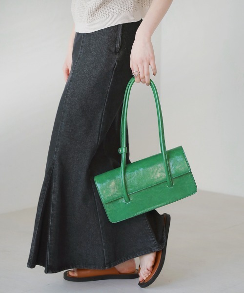 Bab（バブ）の「【WEB限定】フラップスクエアバッグ（ボストンバッグ・レディース・ブラック/オフホワイト/グリーン・ONESIZE）」の17枚目の写真