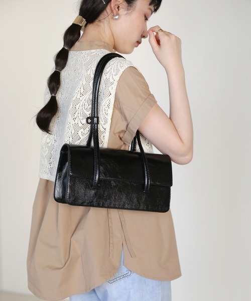 Bab（バブ）の「【WEB限定】フラップスクエアバッグ（ボストンバッグ・レディース・ブラック/オフホワイト/グリーン・ONESIZE）」の20枚目の写真