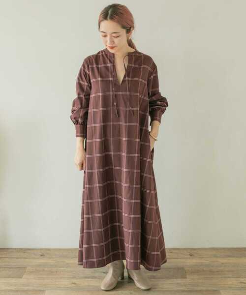 ITEMS URBANRESEARCH（アイテムズ アーバンリサーチ）の「チェックスキッパーリボンワンピース（ワンピース・レディース・ブラック/ベージュ/ブラウン・FREE）」の5枚目の写真