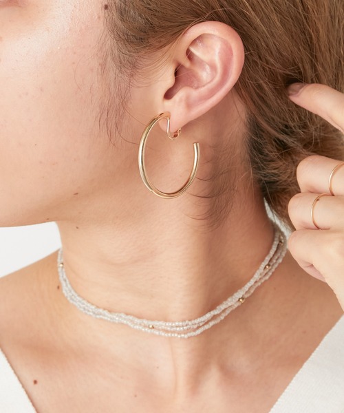 Omekashi（オメカシ）の「ミドルフープイヤリング（イヤリング・レディース・ゴールド/シルバー・ONE SIZE）」の6枚目の写真