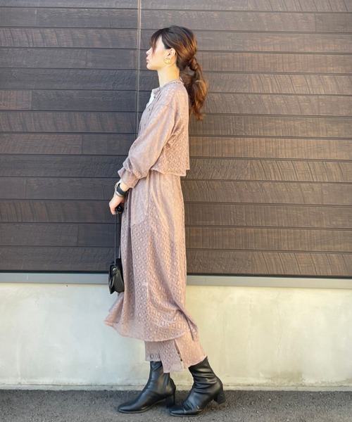 SLURR（スラ―）の「レースボリュームスリーブブラウス（シャツ/ブラウス・レディース・モカ/ライトベージュ・FREE）」の13枚目の写真