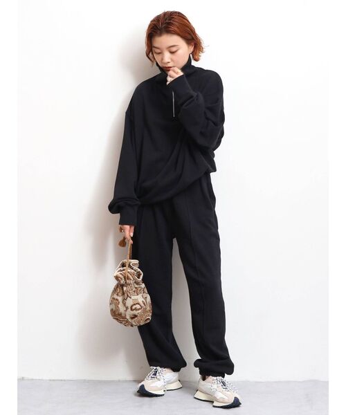 Ungrid（アングリッド）の「【WEB限定】スウェットルーズパンツ(カラーパンツ)（スウェットパンツ・レディース・ライトグレー/ブラック/ブルー/グリーン/アイボリー/ボルドー・FREE）」の7枚目の写真