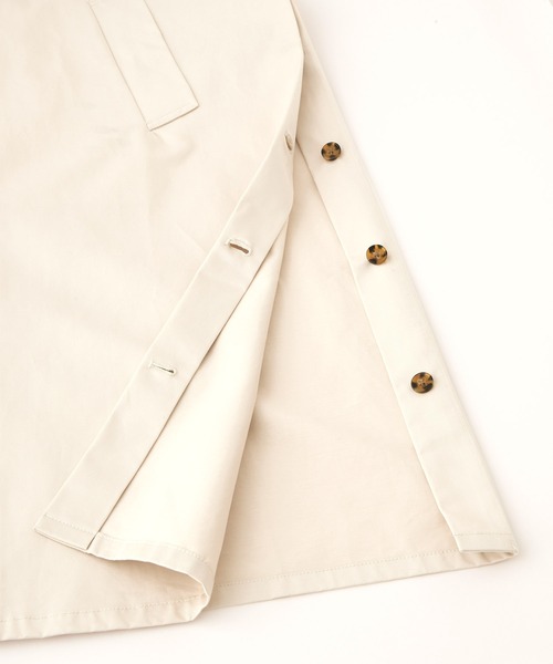 EMMA CLOTHES（エマクローズ）の「オーバー サイドスリットヨーク ノースリーブバルカラーコート（その他アウター・メンズ・アイボリー/ネイビー・FREE）」の17枚目の写真