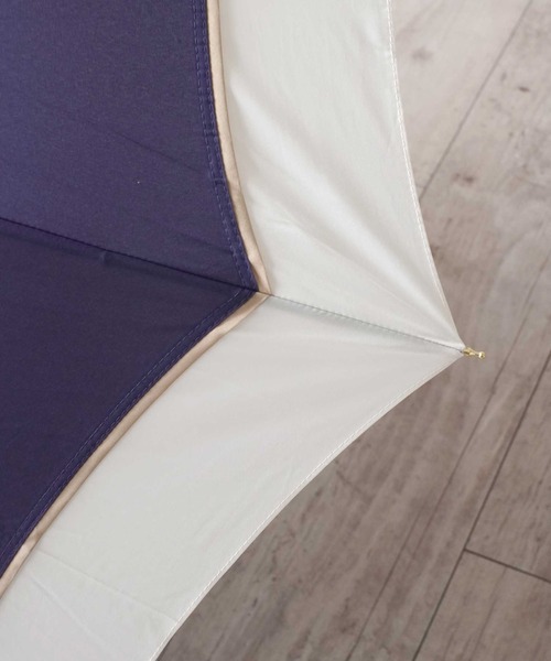 ammy.（エイミードット）の「【 ammy. / エイミードット 】バイカラー 長傘（長傘・レディース・ネイビー/ブラック/ホワイト/ピンク・FREE）」の7枚目の写真