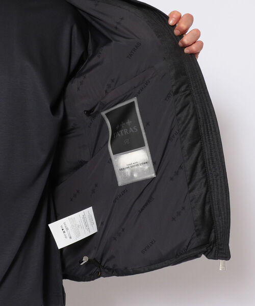 TATRAS（タトラス）の「TATRAS（タトラス）DOMIZIANO/ドミツァーノ/ダウン（ダウンジャケット/コート・メンズ・ブラック/チャコール/ネイビー・4/3/2/1）」の11枚目の写真