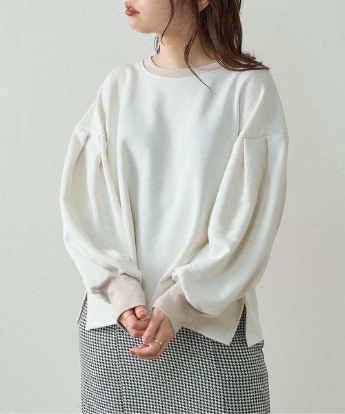 natural couture（ナチュラルクチュール）の「ボリュームスリーブ配色裏毛プルオーバー（スウェット・レディース・グレー/ピンク/オフホワイト/スミクロ・FREE）」の2枚目の写真