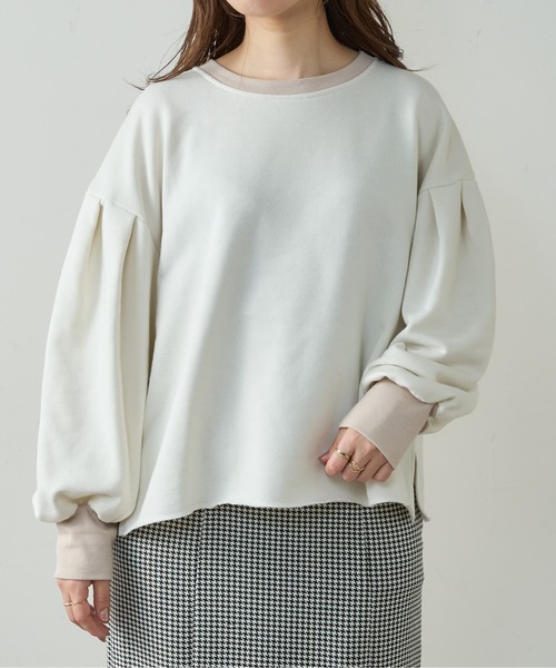 natural couture（ナチュラルクチュール）の「ボリュームスリーブ配色裏毛プルオーバー（スウェット・レディース・グレー/ピンク/オフホワイト/スミクロ・FREE）」の11枚目の写真