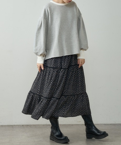 natural couture（ナチュラルクチュール）の「ボリュームスリーブ配色裏毛プルオーバー（スウェット・レディース・グレー/ピンク/オフホワイト/スミクロ・FREE）」の9枚目の写真