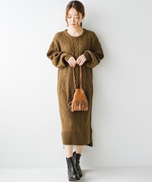 haco!（ハコ）の「ゆるりと着るだけでさっとコーデが決まる！女子のかわいげを２割増しにするケーブルニットワンピース（ワンピース）」