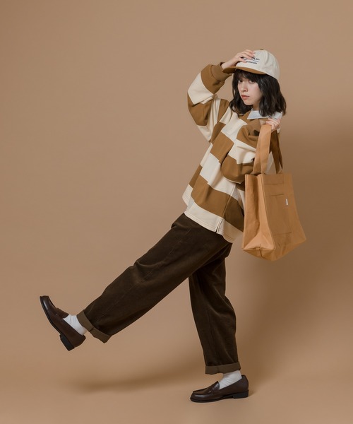 MUHET(ミュエータ)の「裏毛ラガーシャツスウェット(スウェット・レディース・ベージュ/カーキ/イエロー・SMALL/MEDIUM/LARGE)」の2枚目の写真