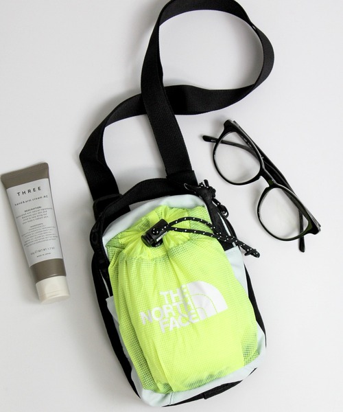 THE NORTH FACE(ザノースフェイス)の「【THE NORTH FACE】ユニセックス ノースフェイス Bozer Cross Body ポーチ ボディバッグ NF0A52RY(ボディバッグ/ウエストポーチ・レディース・ライトグレー/ブラック/パープル/ピンク/イエロー/ブルー/グリーン/イエロー系その他/バイオレット/ライム/フレッシュイエロー/ホワイト/セージグリーン・FREE)」の12枚目の写真