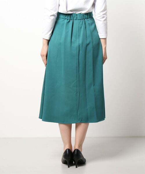Te chichi(テチチ)の「カルゼタックフレアスカート(スカート・レディース・ベージュ/ネイビー/グリーン・SMALL/MEDIUM)」の5枚目の写真