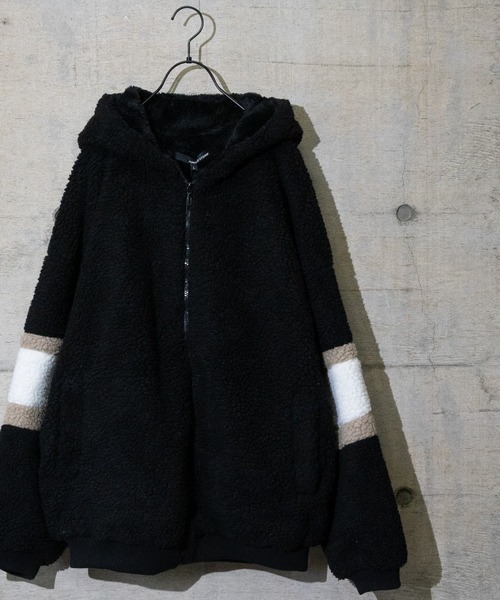 JOHN'S CLOSET(ジョンズクローゼット)の「【13】袖ラインBIGフードボアジャケット(ブルゾン・メンズ・オフホワイト/ブラック/ベージュ/タン・LARGE/MEDIUM)」の3枚目の写真