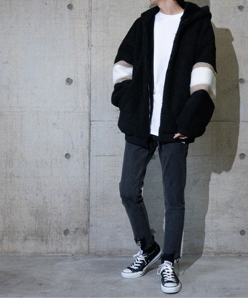 JOHN'S CLOSET(ジョンズクローゼット)の「【13】袖ラインBIGフードボアジャケット(ブルゾン・メンズ・オフホワイト/ブラック/ベージュ/タン・LARGE/MEDIUM)」の15枚目の写真