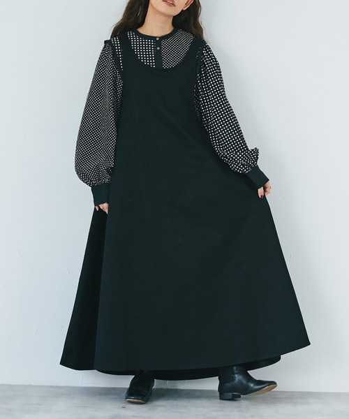 and R（アンドアール）の「うしろリボンワンピース（ジャンパースカート・レディース・ベージュ/ブラック・FREE）」の2枚目の写真