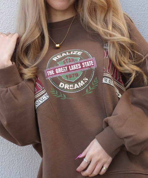 one way（ワンウェイ）の「【oneway Jeans】切り替えエンブレムロゴ裏起毛スウェットトレーナー（スウェット・レディース・ライトグレー/ブラック/ライトブラウン/ライトグリーン/ライトブルー・FREE）」の17枚目の写真