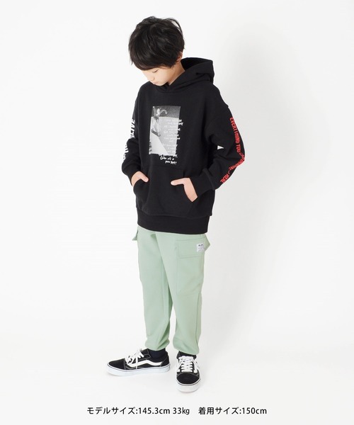 GLAZOS（グラソス）の「[ワイドテーパード]ダンボールニット・カーゴパンツ【セットアップ対応】（カーゴパンツ・キッズ・ブラック/グレー/ライトグリーン・130cm/140cm/150cm/160cm/170cm）」の6枚目の写真