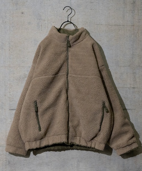 JOHN'S CLOSET(ジョンズクローゼット)の「【i】シープボアリバーシブルブルゾン(ブルゾン・メンズ・ベージュ/オフホワイト/ブラック・LARGE/MEDIUM/X-LARGE)」の1枚目の写真