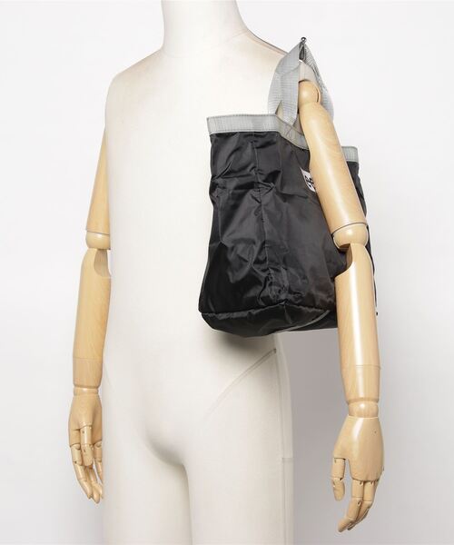 Lee(リー)の「【Lee/リー】ブランドロゴ コンパクトバッグ/ エコバッグ/折り畳み式(エコバッグ/サブバッグ・レディース・ブラック/ベージュ/ネイビー/カーキ/ピンク・FREE)」の15枚目の写真