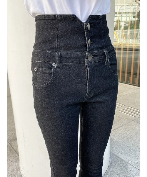 ENVYM（アンビー）の「ハイウエストスキニーＰＴ（デニムパンツ・レディース・インディゴブルー/ブラック・S/M/XS）」の15枚目の写真