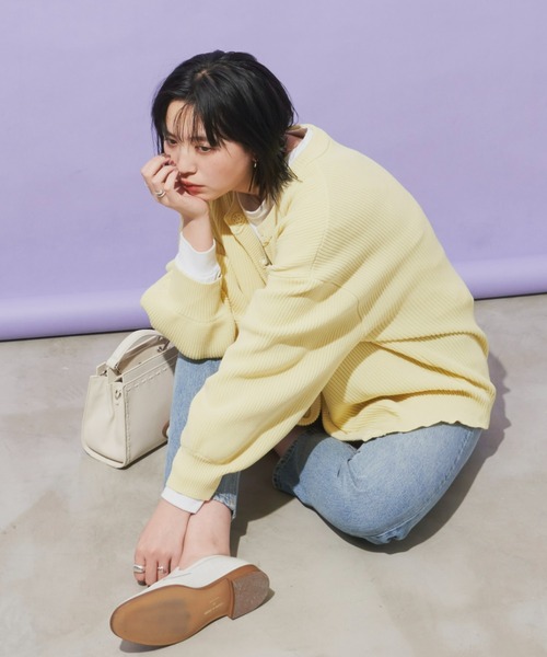 Aunt Marie's（アントマリーズ）の「クルーネックオーバーサイズカラーカーデ（カーディガン/ボレロ・レディース・ライトグリーン/ピンク/ネイビー/イエロー・FREE）」の10枚目の写真