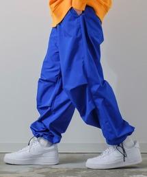 improves | T/TWILL バルーンシルエット カラー ミリタリーパンツ(カーゴパンツ)