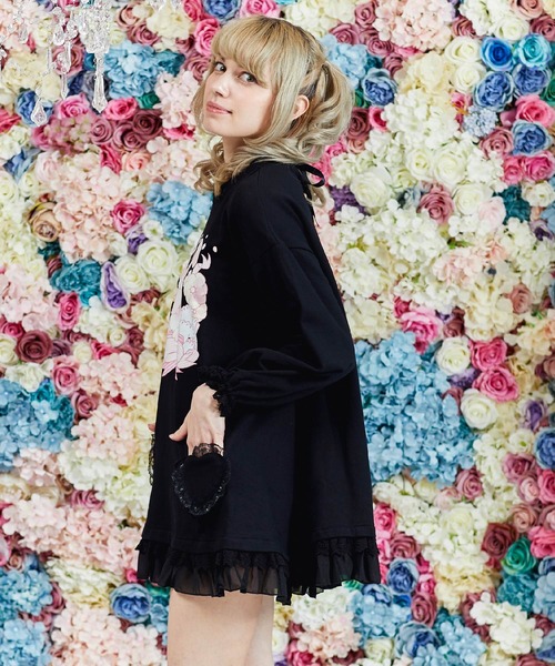 BODYLINE(ボディライン)の「レディース うさぎプリントスウェットワンピース(ワンピース・レディース・オフホワイト/ブラック・M/L/2L)」の19枚目の写真